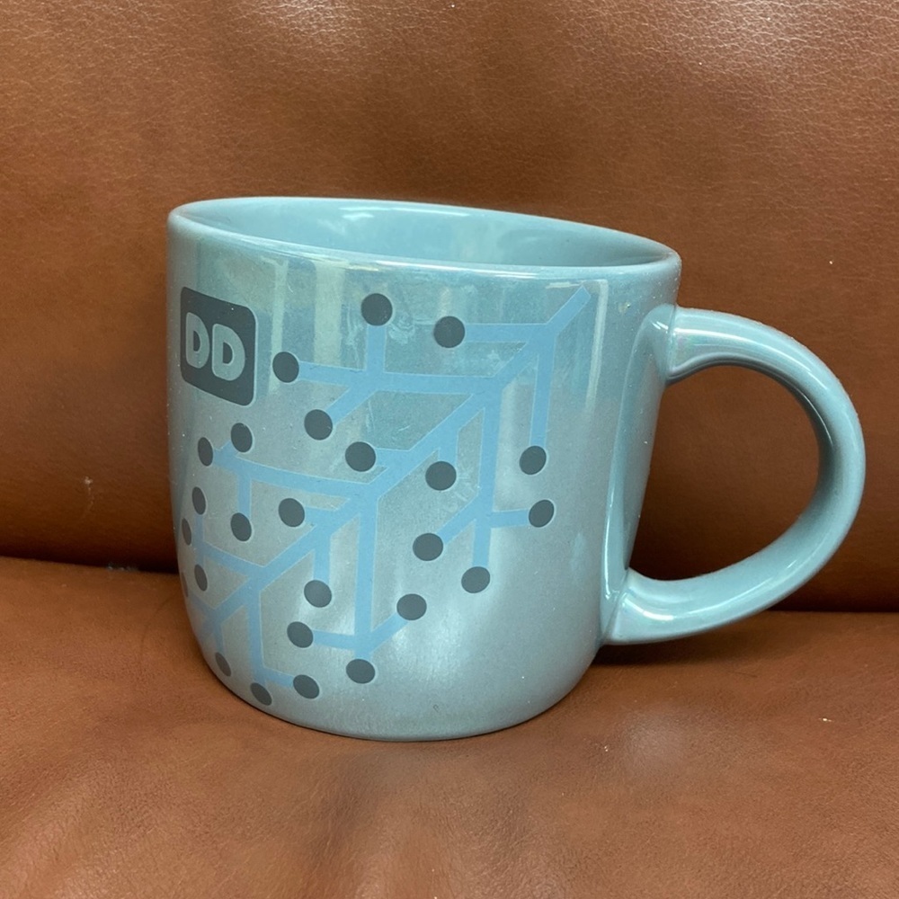Dunkin Donuts 2014 gray winter mug
